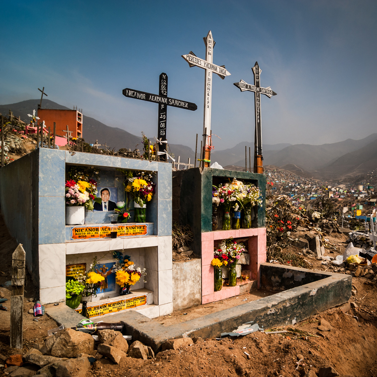 02  cementerio Lima Peru