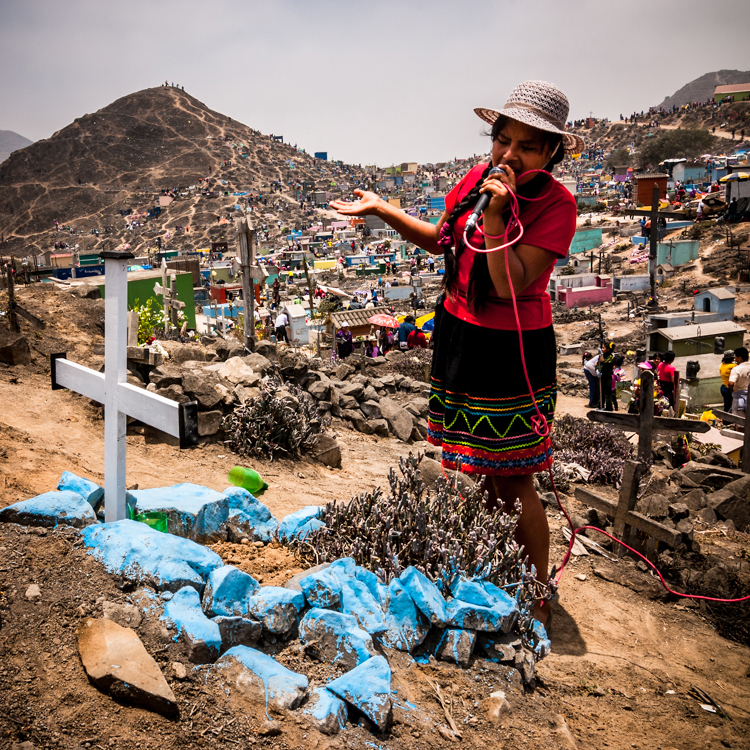 17  cementerio Lima Peru