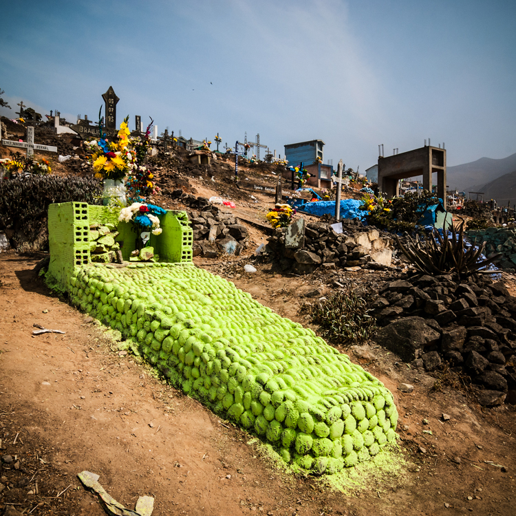 18  cementerio Lima Peru