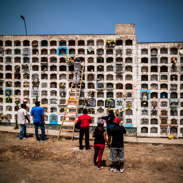 33  cementerio Lima Peru