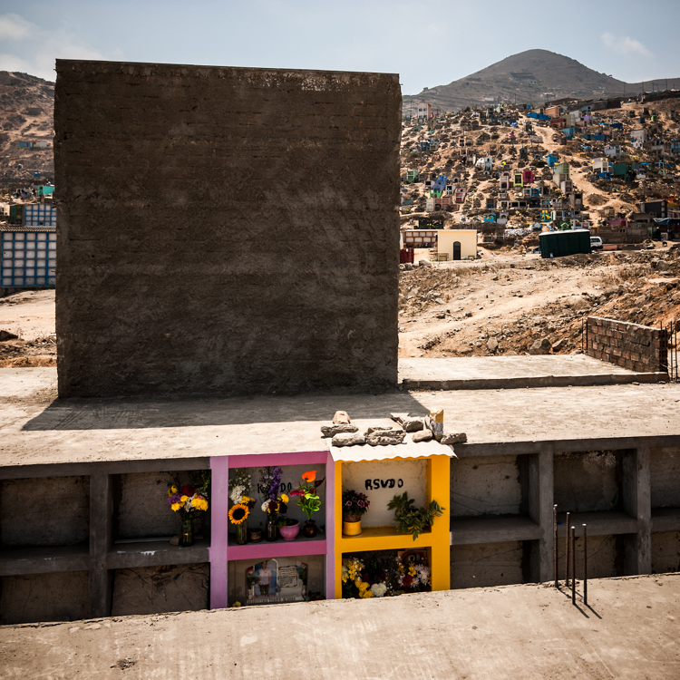 34  cementerio Lima Peru