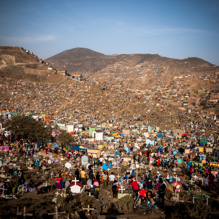 37  cementerio Lima Peru